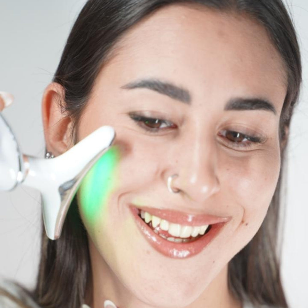 AuraLift™ - Massaggiatore viso e collo